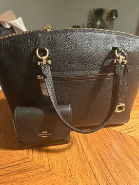 NWT Coach Black Pebbled Leather Tote with Gold-Tone Hardware and Wallet